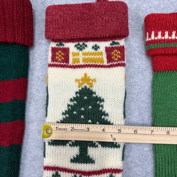 VTG Wool Knit Set of 4 Christmas Stockings Green Red White Fair Isle Cabincore - Picture 15 of 16